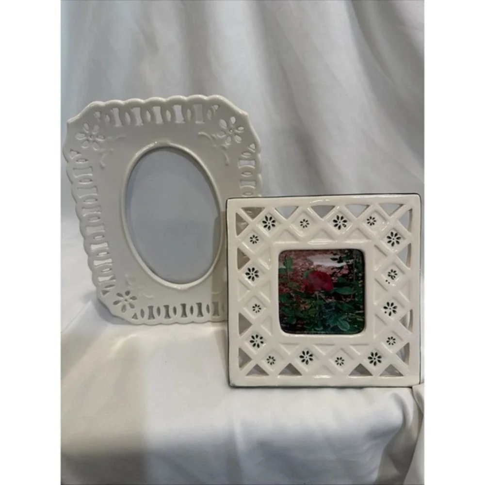 Set of 2 White Porcelain Frames Cutouts Oval Square Green Accent  6.5x6.5‎ 9x6.5